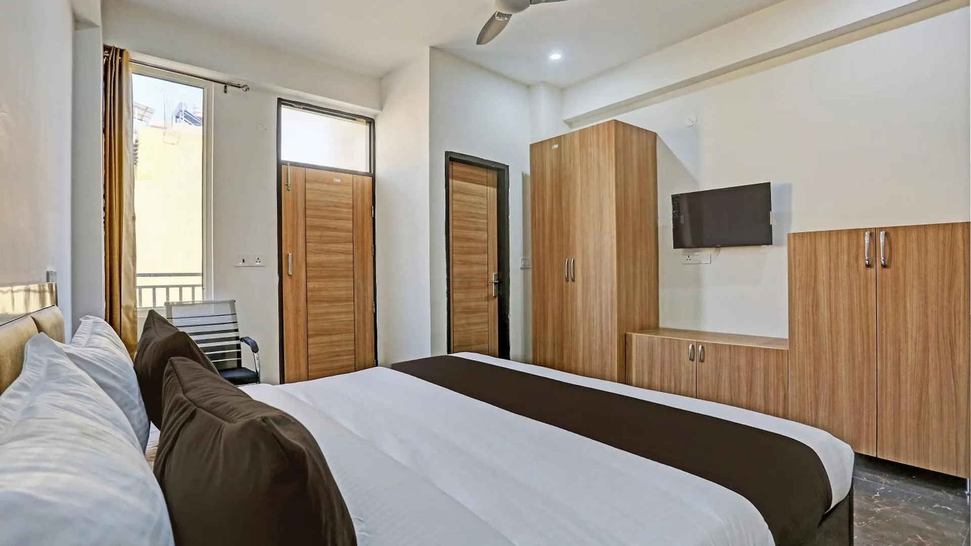 Super Hotel O Star Corporate Suite Gurgaon